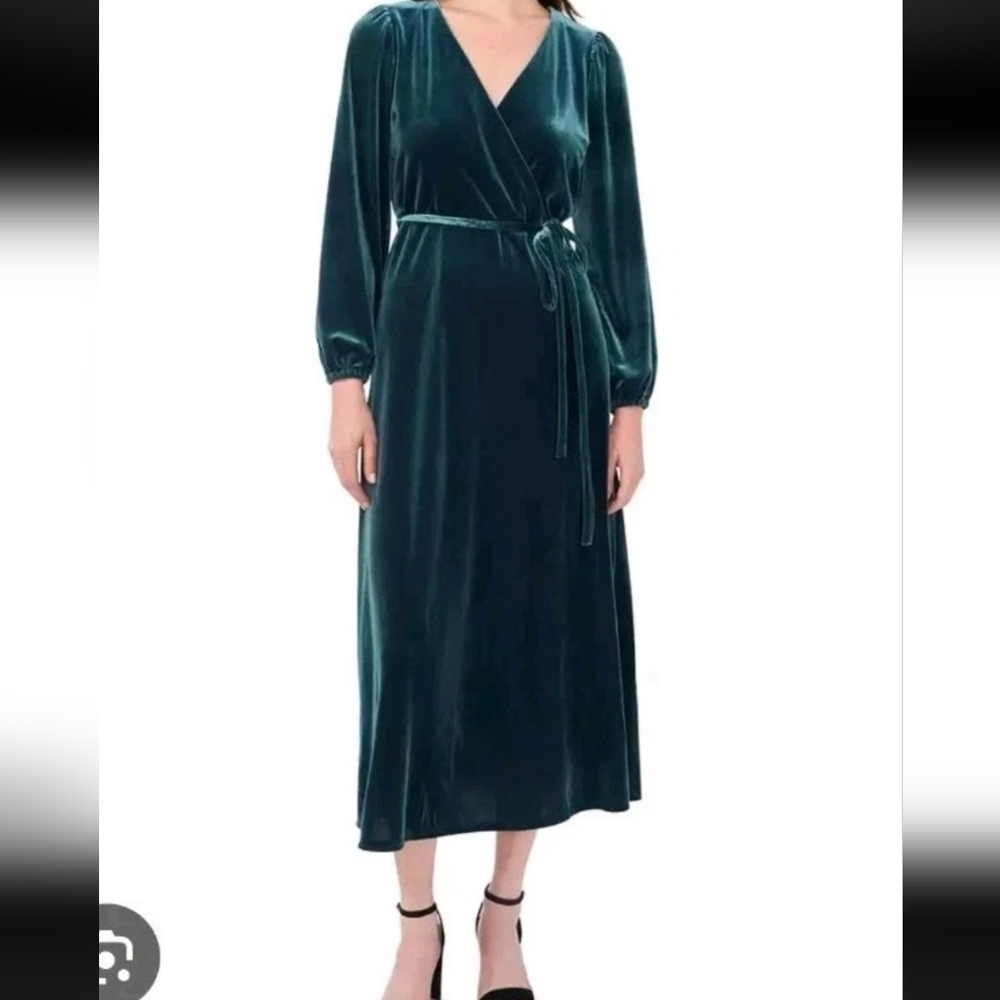 MSK Velvety Wrap Dress Sz M Green Long Sleeves New Classics Holiday Stretch